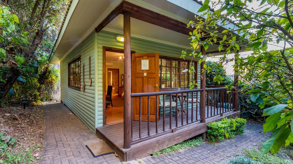 Joern'S Gaestehaus Mbombela Cameră foto